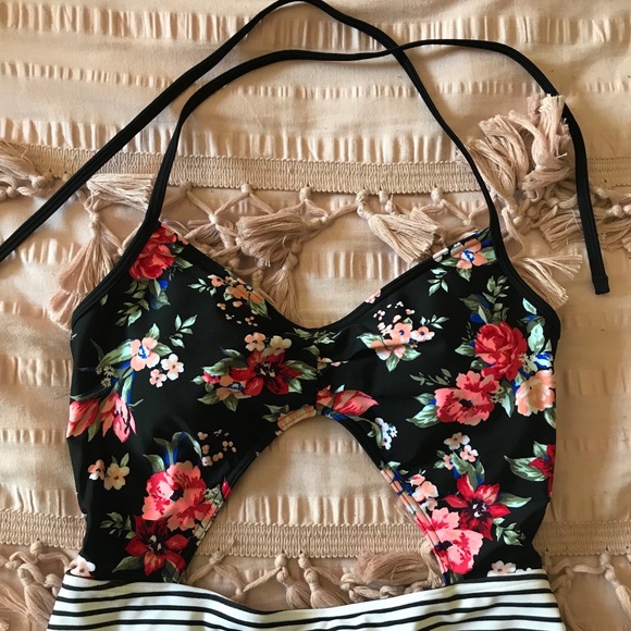 Abercrombie & Fitch Swimsuit - Picture 4 of 6